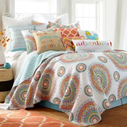 Mayla Medallion Quilt And Pillow Sham Set - Levtex Home -Best Homewares Store GUEST 0fb529da 1f8d 4d30 bda4 0f65ef21daab