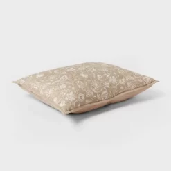 Standard Floral Print Trad Cotton Voile Lofty Quilt Sham Green - Threshold™ -Best Homewares Store GUEST 23f5c3fd fa3f 406b b4a8 6e360511f4cb