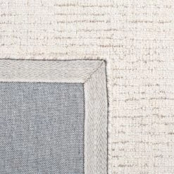 Abstract ABT468 Hand Tufted Area Rug - Safavieh -Best Homewares Store GUEST d486428b 0e83 4a4c afe6 2e85d00b7dbd